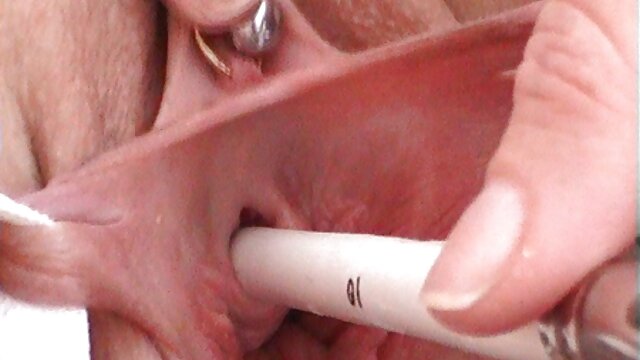 finden Blondine mit drei Männern pornos gratis reife frauen